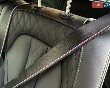 Серый БМВ X7, объемом двигателя 2.99 л и пробегом 86 тыс. км за 119000 $, фото 12 на Automoto.ua