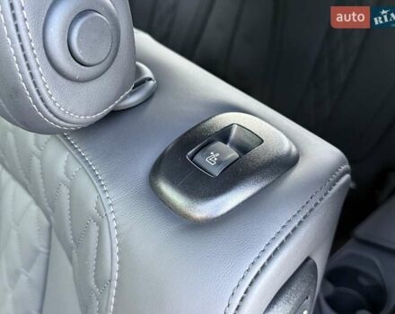 Серый БМВ X7, объемом двигателя 2.99 л и пробегом 99 тыс. км за 110900 $, фото 53 на Automoto.ua