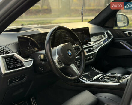 Серый БМВ X7, объемом двигателя 2.99 л и пробегом 82 тыс. км за 119000 $, фото 29 на Automoto.ua