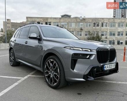 Серый БМВ X7, объемом двигателя 3 л и пробегом 26 тыс. км за 119000 $, фото 4 на Automoto.ua
