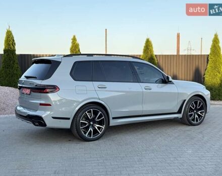 Серый БМВ X7, объемом двигателя 3 л и пробегом 43 тыс. км за 105000 $, фото 7 на Automoto.ua