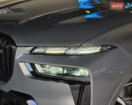 Серый БМВ X7, объемом двигателя 4.4 л и пробегом 70 тыс. км за 134999 $, фото 5 на Automoto.ua