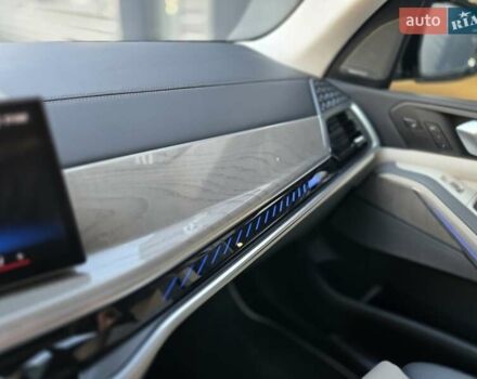 Серый БМВ X7, объемом двигателя 4.4 л и пробегом 70 тыс. км за 134999 $, фото 13 на Automoto.ua
