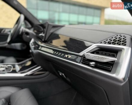 Серый БМВ X7, объемом двигателя 3 л и пробегом 16 тыс. км за 112800 $, фото 53 на Automoto.ua
