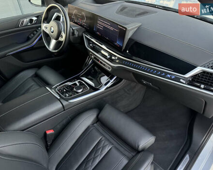 Серый БМВ X7, объемом двигателя 2.99 л и пробегом 86 тыс. км за 119000 $, фото 44 на Automoto.ua