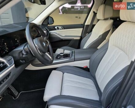 Серый БМВ X7, объемом двигателя 4.4 л и пробегом 70 тыс. км за 134999 $, фото 8 на Automoto.ua