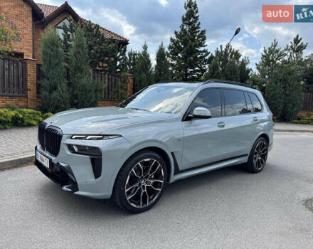 Серый БМВ X7, объемом двигателя 2.99 л и пробегом 81 тыс. км за 122000 $, фото 7 на Automoto.ua