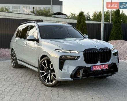 Серый БМВ X7, объемом двигателя 3 л и пробегом 43 тыс. км за 105000 $, фото 4 на Automoto.ua