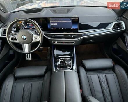 Серый БМВ X7, объемом двигателя 2.99 л и пробегом 86 тыс. км за 119000 $, фото 6 на Automoto.ua