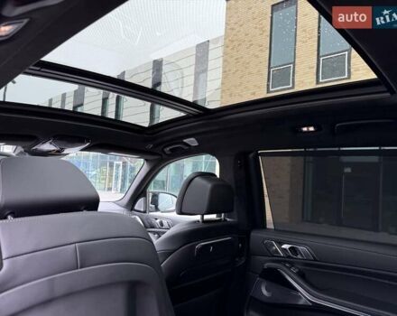 Серый БМВ X7, объемом двигателя 3 л и пробегом 16 тыс. км за 112800 $, фото 76 на Automoto.ua