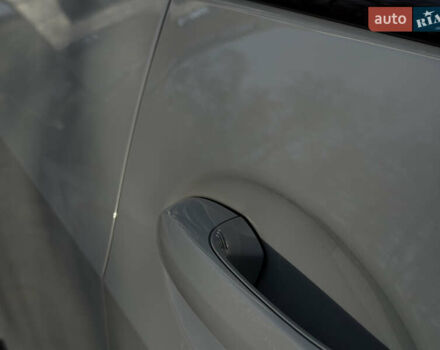 Серый БМВ X7, объемом двигателя 2.99 л и пробегом 82 тыс. км за 119000 $, фото 28 на Automoto.ua