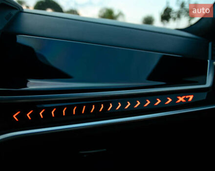 Сірий БМВ X7, об'ємом двигуна 3 л та пробігом 98 тис. км за 115000 $, фото 140 на Automoto.ua