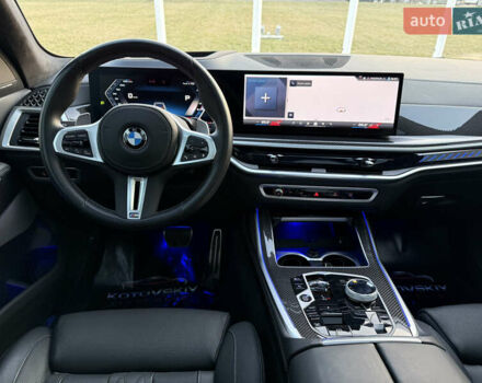 Серый БМВ X7, объемом двигателя 4.4 л и пробегом 9 тыс. км за 115000 $, фото 15 на Automoto.ua