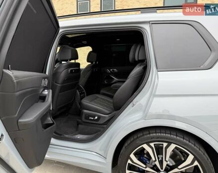 Серый БМВ X7, объемом двигателя 3 л и пробегом 16 тыс. км за 112800 $, фото 66 на Automoto.ua