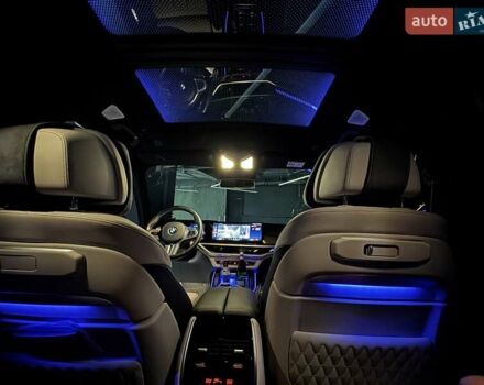 Серый БМВ X7, объемом двигателя 4.39 л и пробегом 39 тыс. км за 170000 $, фото 23 на Automoto.ua