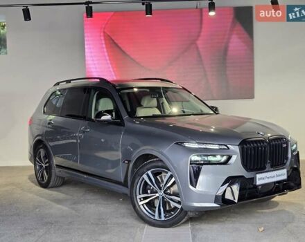 Серый БМВ X7, объемом двигателя 4.4 л и пробегом 70 тыс. км за 134999 $, фото 4 на Automoto.ua