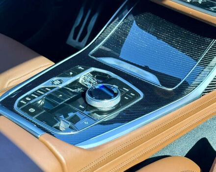 Серый БМВ X7, объемом двигателя 4.39 л и пробегом 34 тыс. км за 139900 $, фото 39 на Automoto.ua