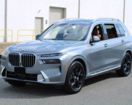 Серый БМВ X7, объемом двигателя 3 л и пробегом 18 тыс. км за 66000 $, фото 2 на Automoto.ua