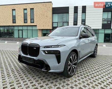 Серый БМВ X7, объемом двигателя 3 л и пробегом 16 тыс. км за 108800 $, фото 2 на Automoto.ua