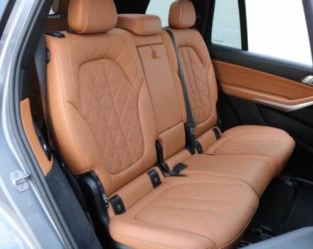 Серый БМВ X7, объемом двигателя 3 л и пробегом 18 тыс. км за 66000 $, фото 11 на Automoto.ua