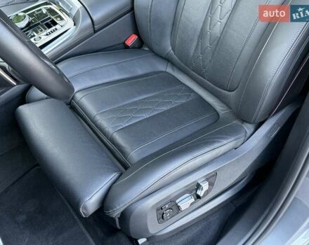 Серый БМВ X7, объемом двигателя 2.99 л и пробегом 99 тыс. км за 110900 $, фото 44 на Automoto.ua