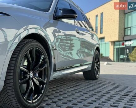 Серый БМВ X7, объемом двигателя 3 л и пробегом 16 тыс. км за 112800 $, фото 34 на Automoto.ua