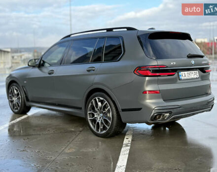Серый БМВ X7, объемом двигателя 4.39 л и пробегом 45 тыс. км за 139900 $, фото 4 на Automoto.ua