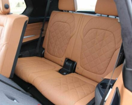 Серый БМВ X7, объемом двигателя 3 л и пробегом 18 тыс. км за 66000 $, фото 15 на Automoto.ua