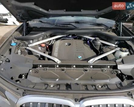 Серый БМВ X7, объемом двигателя 3 л и пробегом 8 тыс. км за 43000 $, фото 11 на Automoto.ua