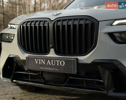 Серый БМВ X7, объемом двигателя 2.99 л и пробегом 82 тыс. км за 119000 $, фото 16 на Automoto.ua