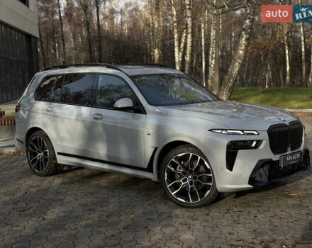 Серый БМВ X7, объемом двигателя 2.99 л и пробегом 82 тыс. км за 119000 $, фото 12 на Automoto.ua