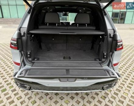 Серый БМВ X7, объемом двигателя 3 л и пробегом 16 тыс. км за 108800 $, фото 32 на Automoto.ua