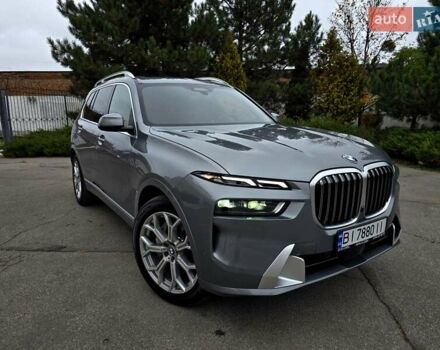 Серый БМВ X7, объемом двигателя 3 л и пробегом 63 тыс. км за 91000 $, фото 3 на Automoto.ua