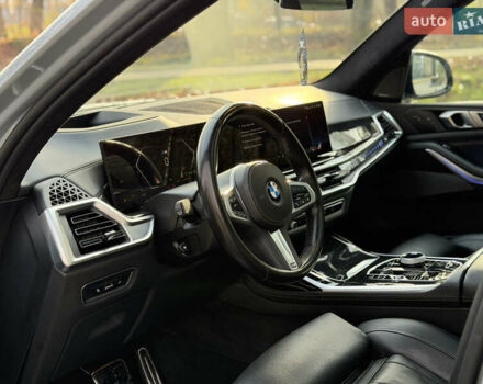 Серый БМВ X7, объемом двигателя 2.99 л и пробегом 82 тыс. км за 119000 $, фото 30 на Automoto.ua