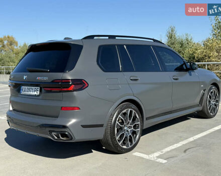 Серый БМВ X7, объемом двигателя 4.39 л и пробегом 34 тыс. км за 139900 $, фото 5 на Automoto.ua