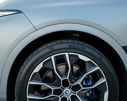 Сірий БМВ X7, об'ємом двигуна 3 л та пробігом 98 тис. км за 115000 $, фото 15 на Automoto.ua