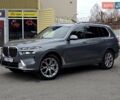 Серый БМВ X7, объемом двигателя 3 л и пробегом 63 тыс. км за 91000 $, фото 2 на Automoto.ua