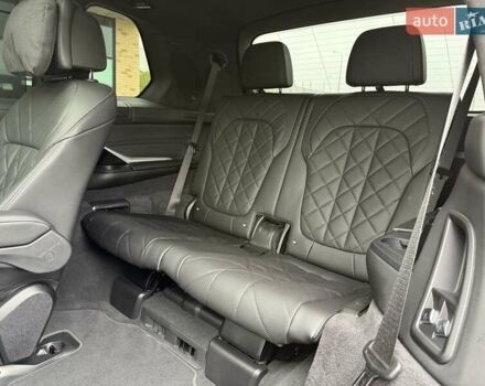 Серый БМВ X7, объемом двигателя 3 л и пробегом 16 тыс. км за 108800 $, фото 72 на Automoto.ua