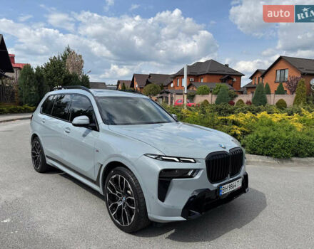 Серый БМВ X7, объемом двигателя 2.99 л и пробегом 81 тыс. км за 122000 $, фото 6 на Automoto.ua