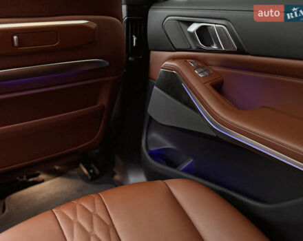 Серый БМВ X7, объемом двигателя 3 л и пробегом 63 тыс. км за 91000 $, фото 31 на Automoto.ua