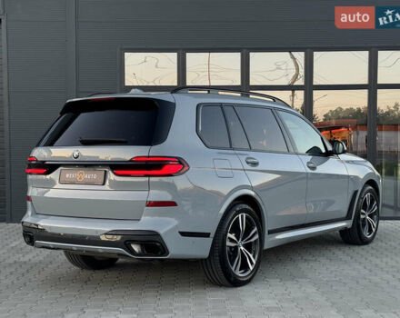 Серый БМВ X7, объемом двигателя 2.99 л и пробегом 86 тыс. км за 119000 $, фото 5 на Automoto.ua