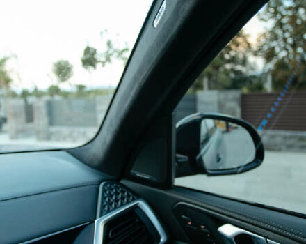 Сірий БМВ X7, об'ємом двигуна 3 л та пробігом 98 тис. км за 115000 $, фото 132 на Automoto.ua