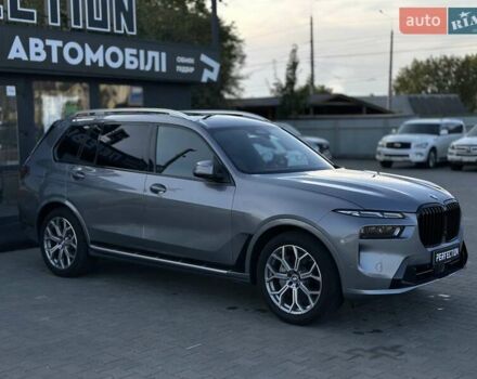 Серый БМВ X7, объемом двигателя 3 л и пробегом 39 тыс. км за 105000 $, фото 1 на Automoto.ua