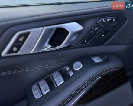 Серый БМВ X7, объемом двигателя 3 л и пробегом 39 тыс. км за 105000 $, фото 39 на Automoto.ua