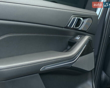 Серый БМВ X7, объемом двигателя 2.99 л и пробегом 51 тыс. км за 128000 $, фото 25 на Automoto.ua