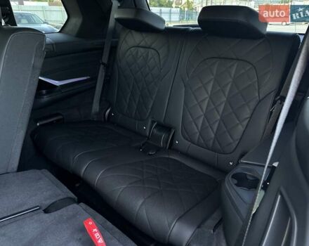 Серый БМВ X7, объемом двигателя 3 л и пробегом 39 тыс. км за 105000 $, фото 24 на Automoto.ua