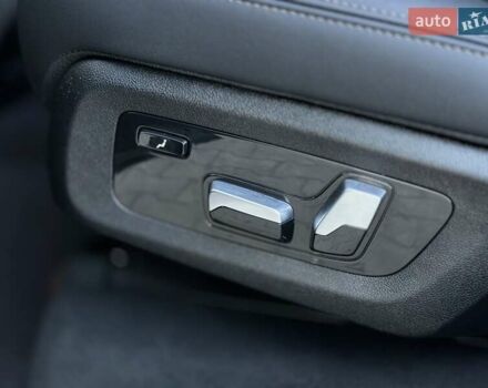 Серый БМВ X7, объемом двигателя 3 л и пробегом 39 тыс. км за 105000 $, фото 28 на Automoto.ua