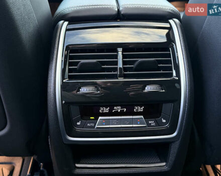 Серый БМВ X7, объемом двигателя 2.99 л и пробегом 51 тыс. км за 128000 $, фото 31 на Automoto.ua