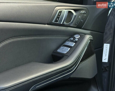 Серый БМВ X7, объемом двигателя 2.99 л и пробегом 51 тыс. км за 128000 $, фото 19 на Automoto.ua