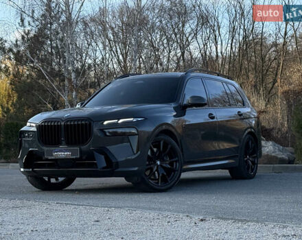 Серый БМВ X7, объемом двигателя 2.99 л и пробегом 51 тыс. км за 128000 $, фото 1 на Automoto.ua